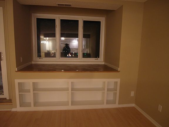 3rd image of 350 Oakwood Dr APT 12