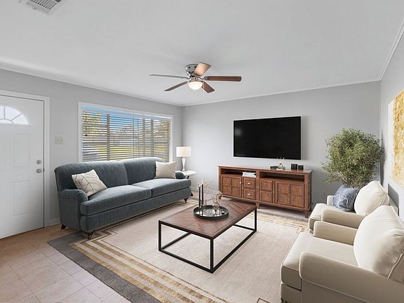 5th image of 1003 Garden Dr