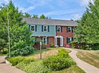52 Trotter Cir, Sewickley, PA