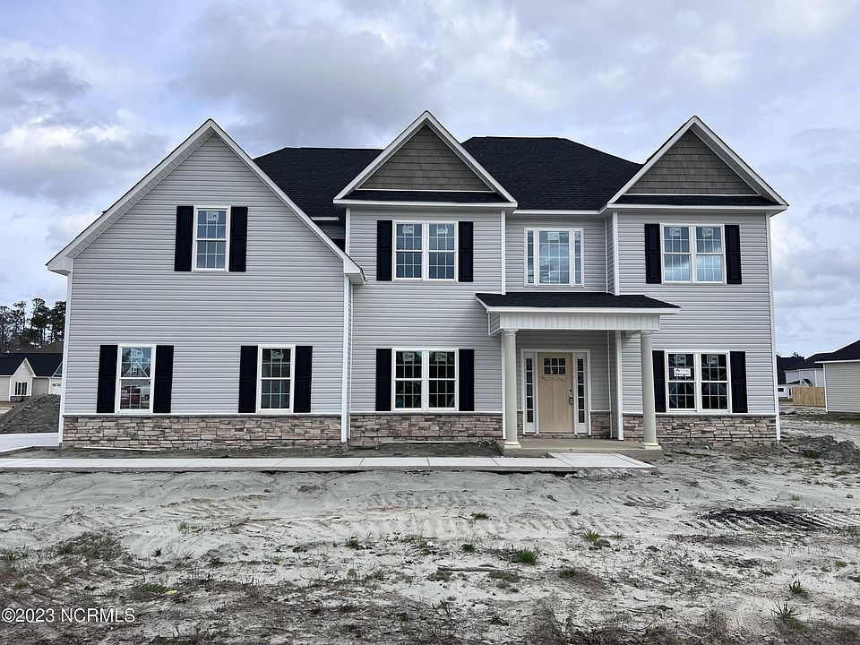 1st image of 204 Broughton Ln