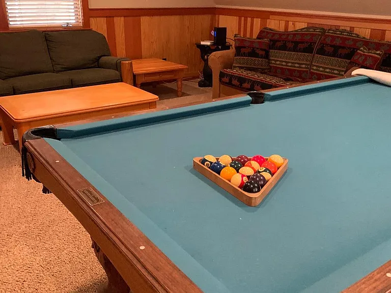 Family/Pool room with full bath and closet. Can be used as a Bedroom