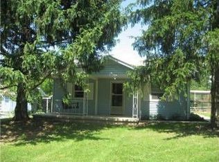 21 Starbow Ln, Normandy, TN 37360