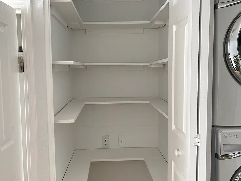 4800 Osage Dr #5 — Photo 8