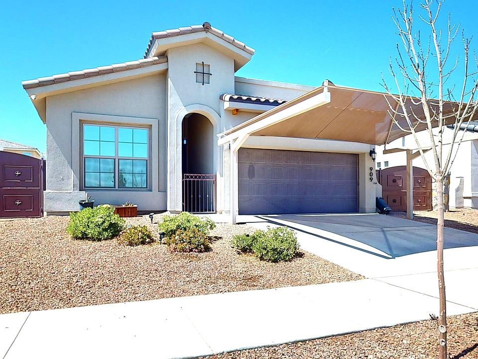 1st image of 909 Witton Pl