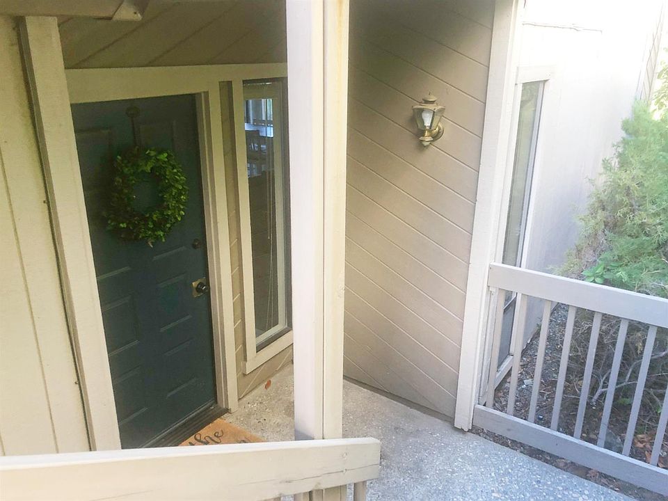1st image of 788 Dorothy Way #5