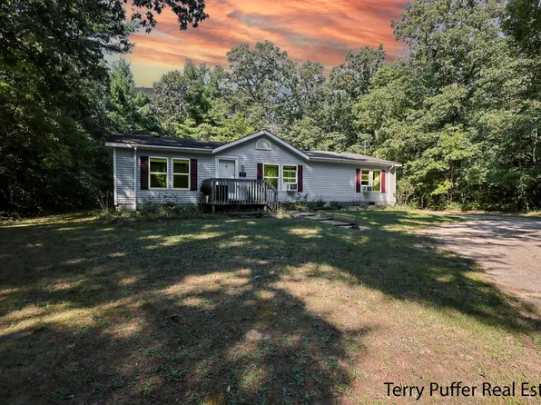 5862 E River Rd, Twin Lake, MI 49457