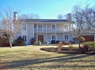 101 Littlewood Dr, Bristol, TN 37620