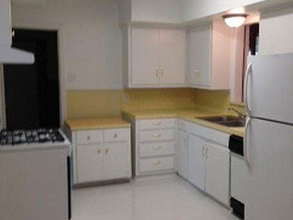 2nd image of 8408 N Parkland Dr