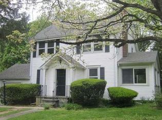 22 Breezemont Ave, Riverside, CT 06878