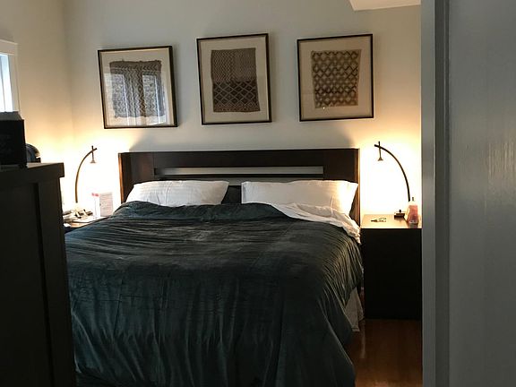 Master Bedroom (King Bed Pictured)