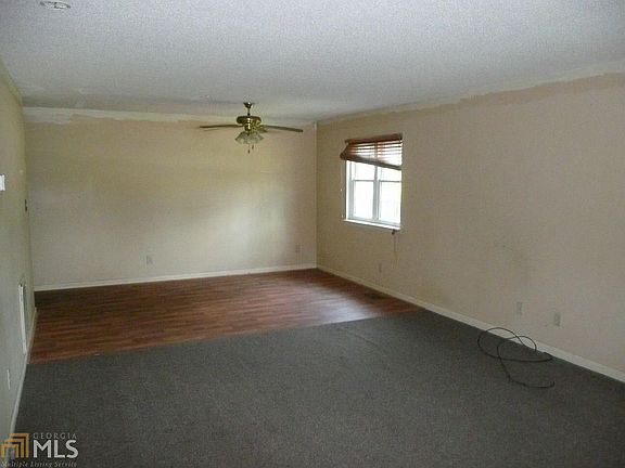 3rd image of 4496 Thrasher Cir #122