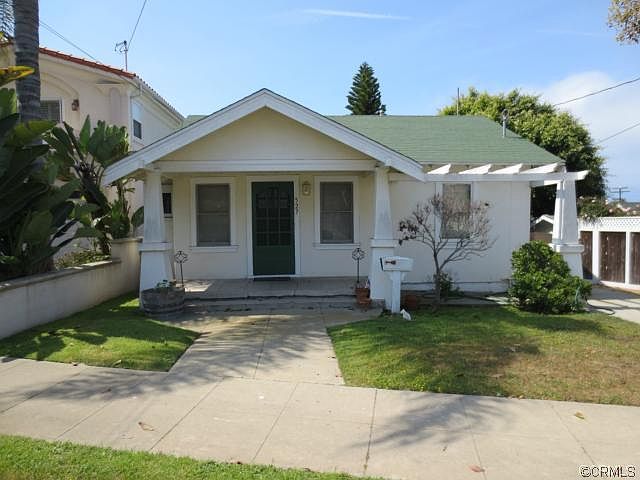 1st image of 527 N Guadalupe Ave