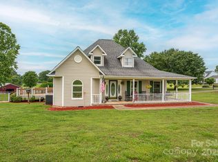 112 Ocean Dr, Shelby, NC 28152