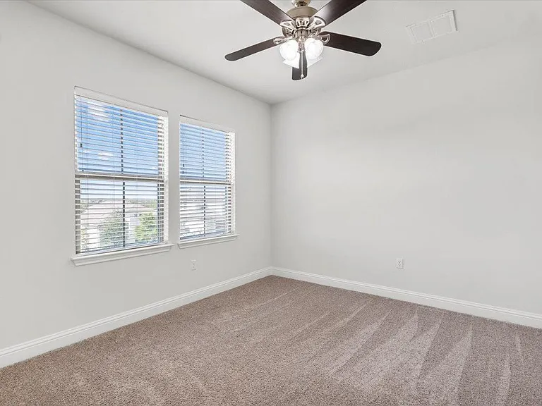 6717 Vicenza Dr — Photo 25