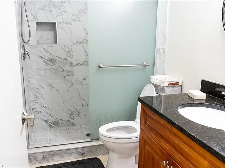 27249 Pullen Ave #5 — Photo 19