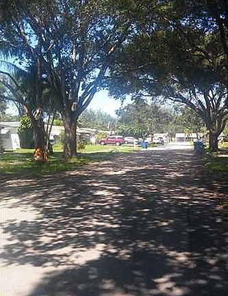 4th image of 5061 SW 94th Way