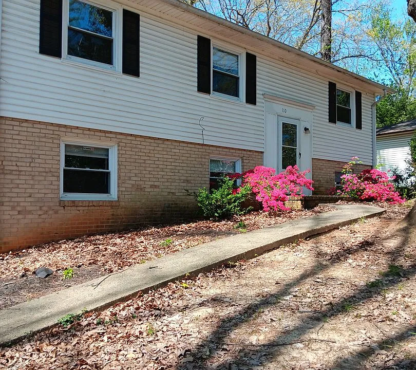 110 Middlesex Dr