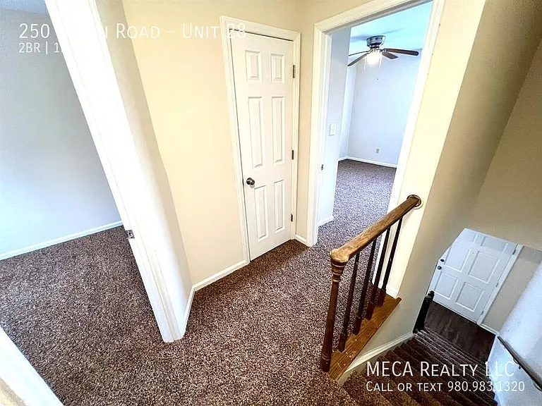 250 Nixon Rd #28 — Photo 6