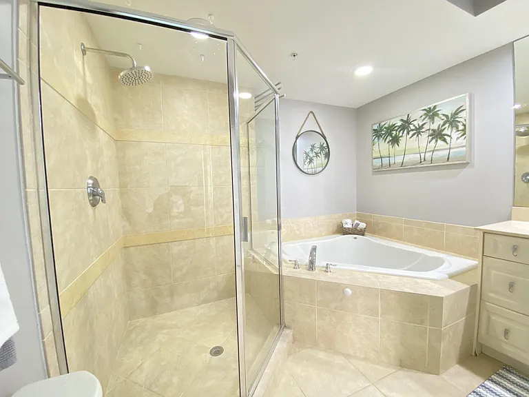 215 NW Flagler Ave #202 — Photo 16