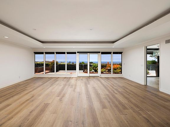 4th image of 2615 Lighthouse Ln