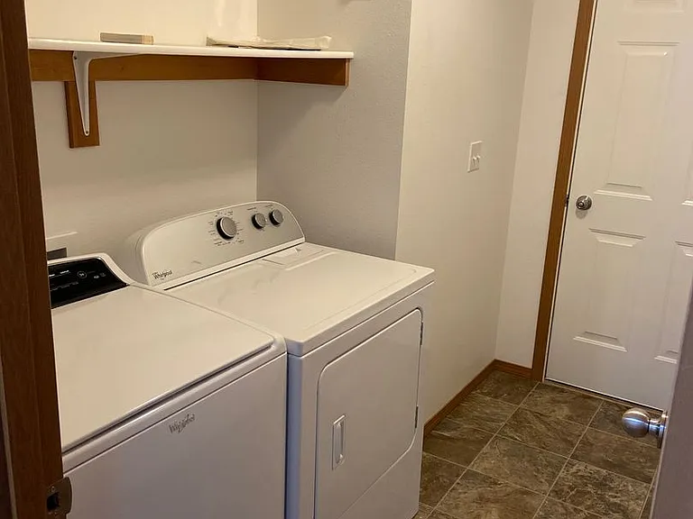 1617 Dynasty Dr — Photo 10