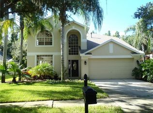 11926 Derbyshire Dr, Tampa, FL 33626