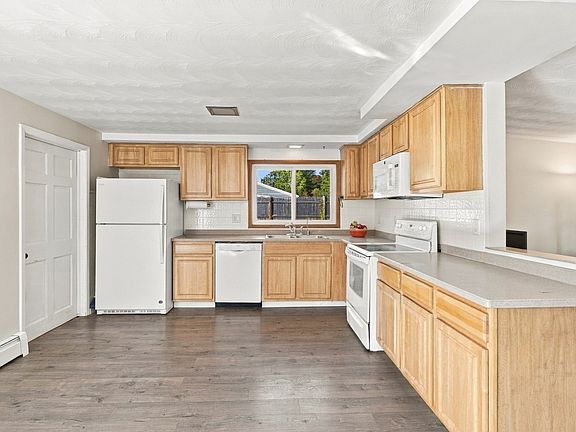 5th image of 5 Judith Rd