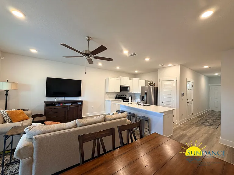 4217 Pendragon Cir — Photo 3