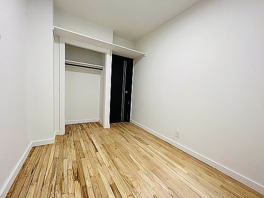 4th image of 230 E 14th St #2N