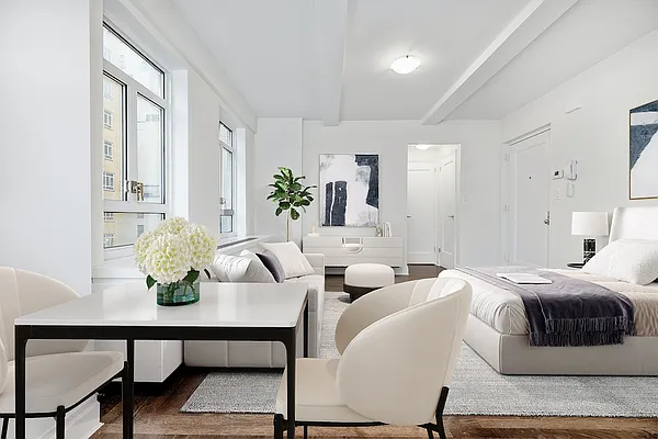 Rented by Central Park South Associates | media 12