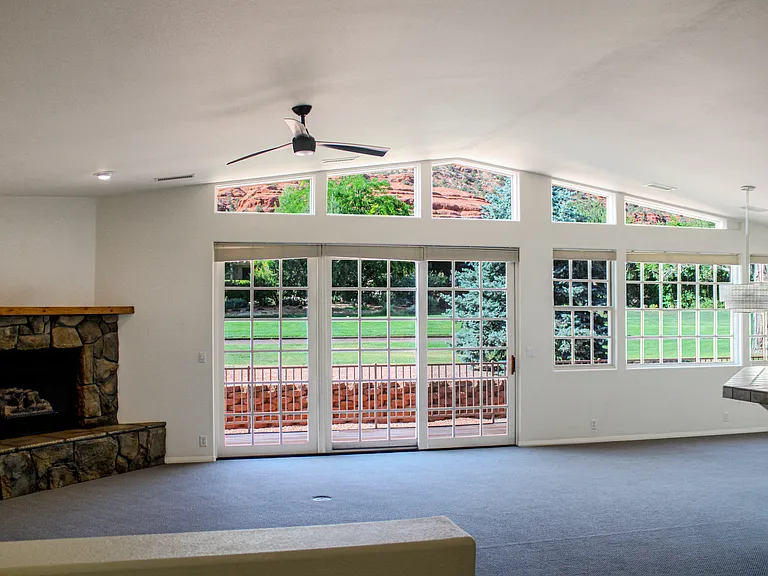 230 Red Rock Cove Dr — Photo 5