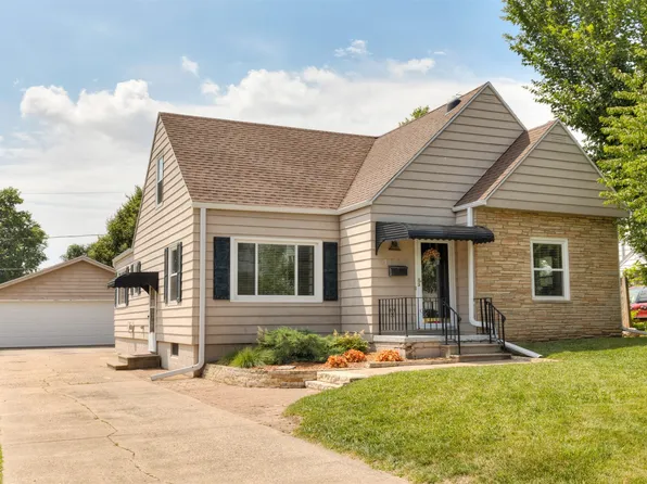 1808 60th St, Des Moines, IA 50322