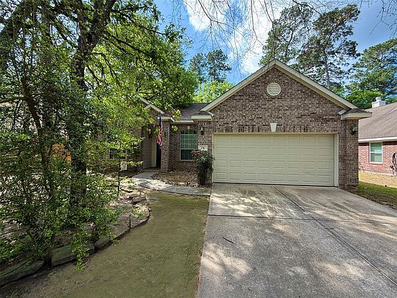 2nd image of 176 S Hollylaurel Cir