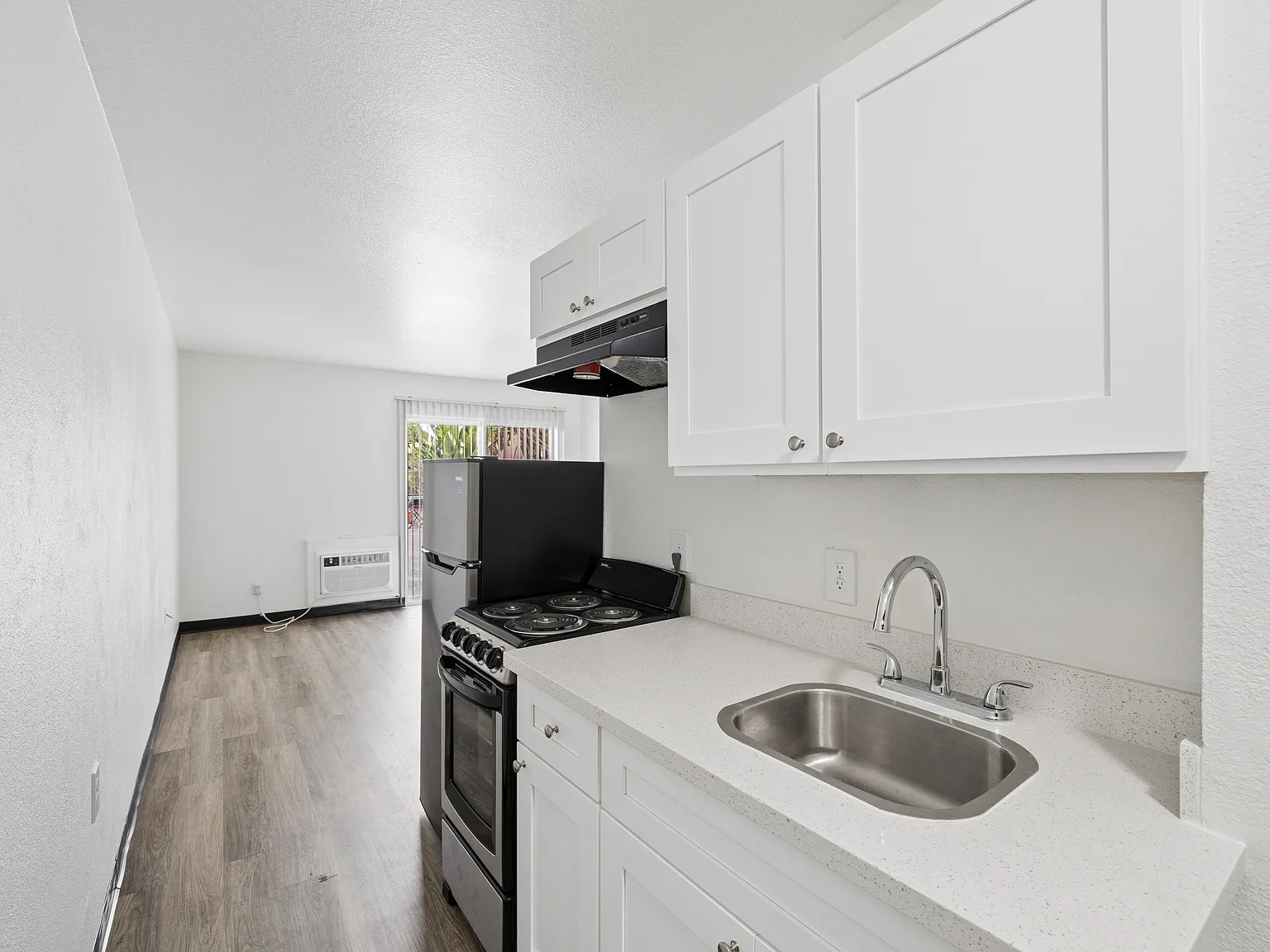 Southern Highland Apartments — Photo 1