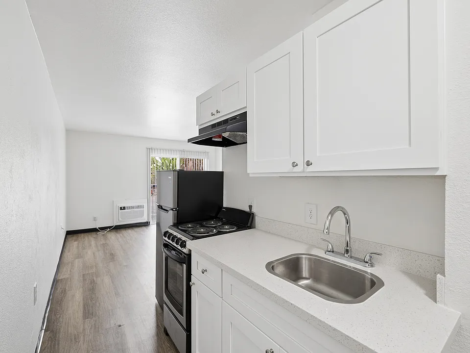Southern Highland Apartments