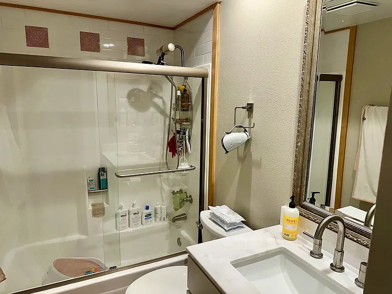 926 Powell Ct — Photo 13