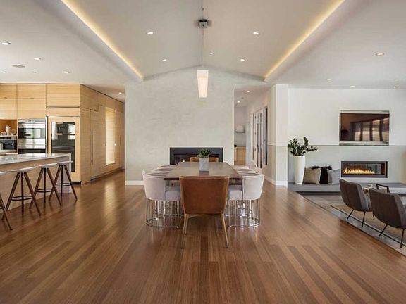 4th image of 35 Willard Ln