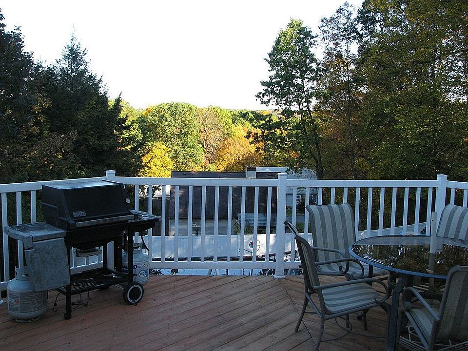 2nd image of 115 Warm Earth Rd