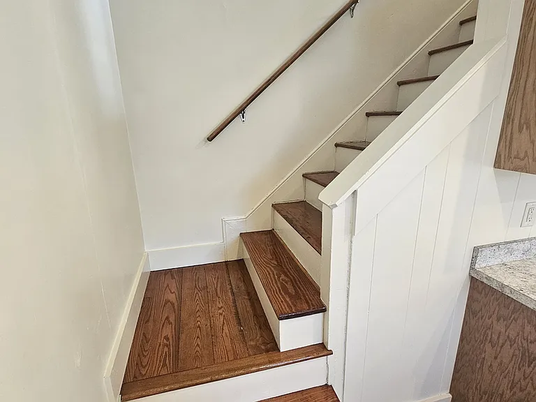 78 Main St — Photo 12