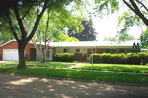 1st image of 27525 Doreen St