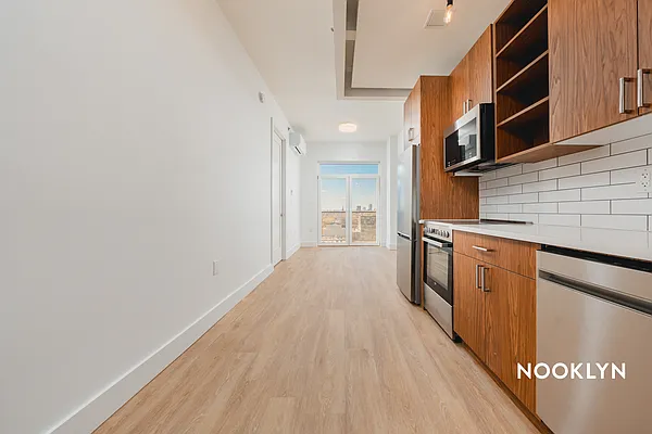 Rented by Nooklyn NYC LLC | media 21