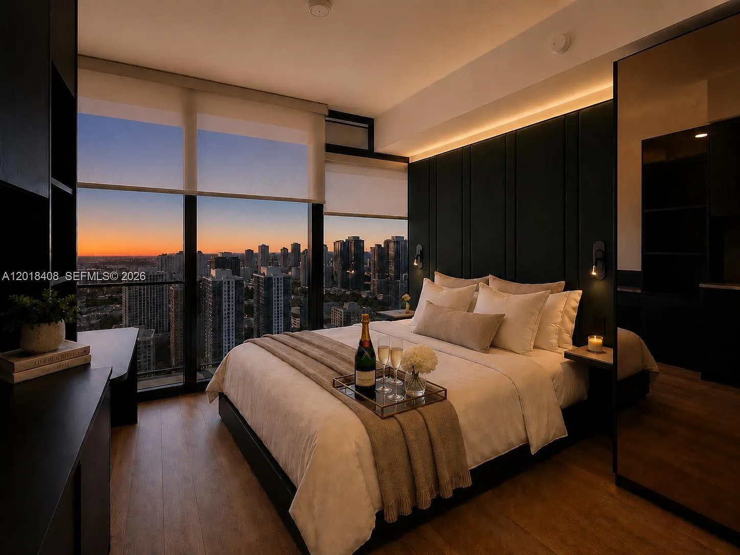 Eleven Hotel And Residence — Photo 4