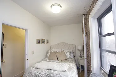 Rented by Jonis Realty