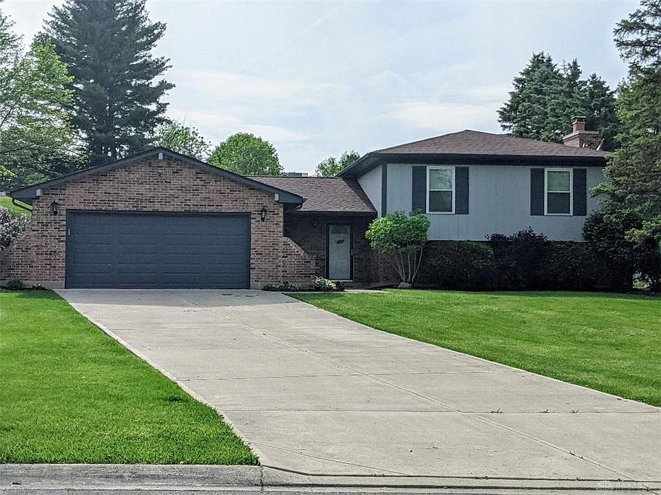 1st image of 65 Hawthorne Glen Trl