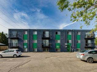 Erica Louise Manor, Saskatoon, SK S7J 2X1