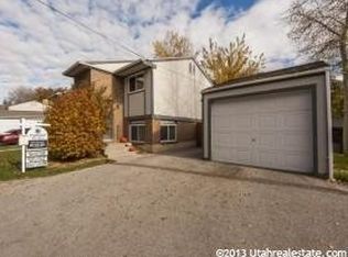 2377 E Boyes St, Holladay, UT 84117