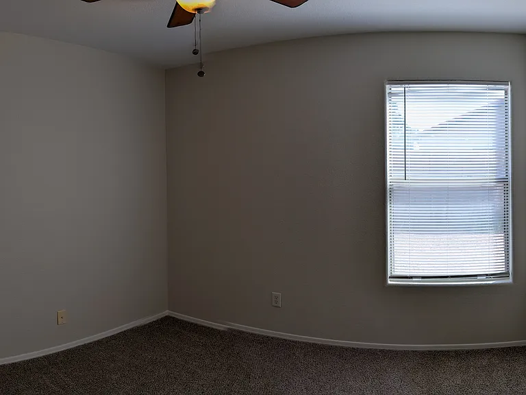 1695 E Los Alamos St — Photo 10