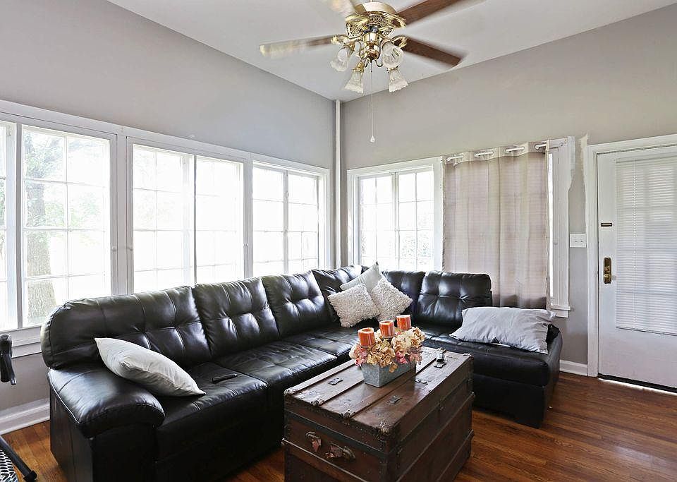 1st image of 22 S Lincoln Ave APT D