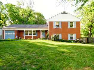 9099 Andromeda Dr, Burke, VA 22015