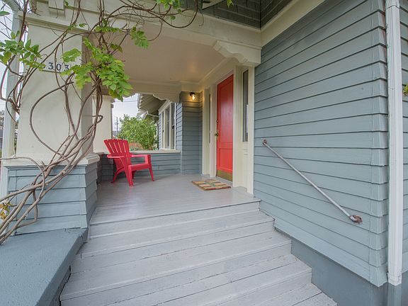 4th image of 6303 NE 6th Ave